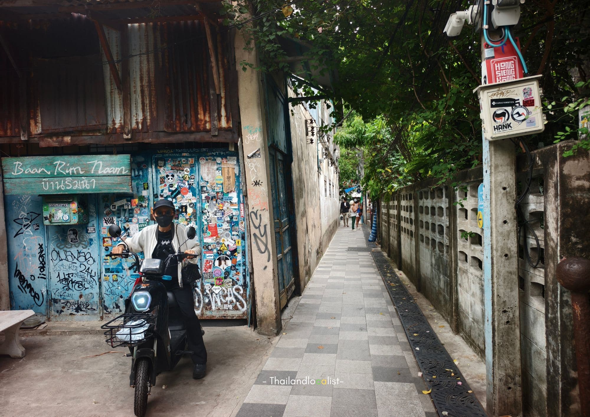Bangkok: Talat Noi & Songwat Street Art Walking Tour. 2