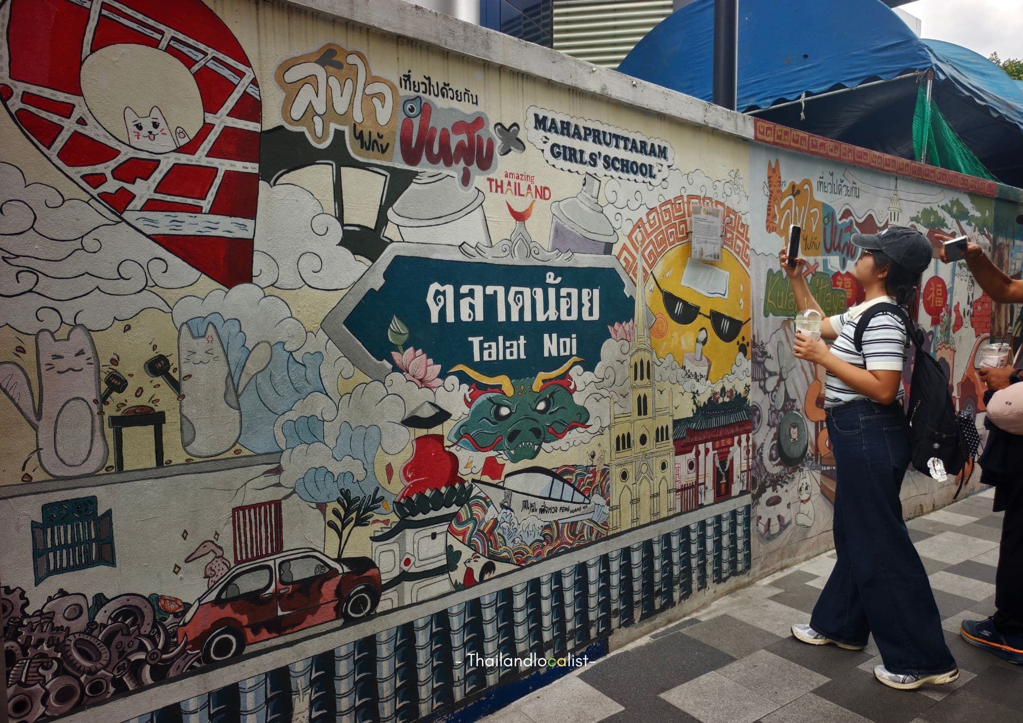 Bangkok: Talat Noi & Songwat Street Art Walking Tour. 12
