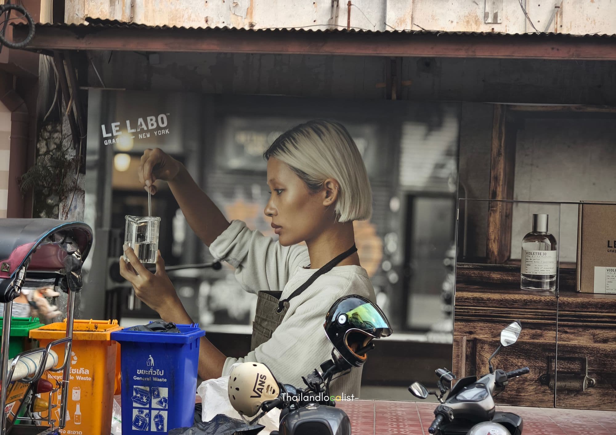 Talat Noi, Street Art & Song Wat Road: A Local Guide to Bangkok’s Hidden Charm 12